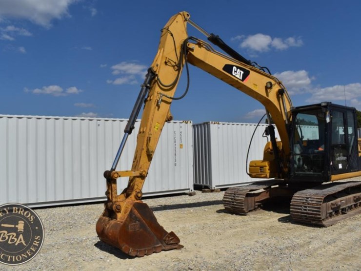 2011-caterpillar-312d-image-7