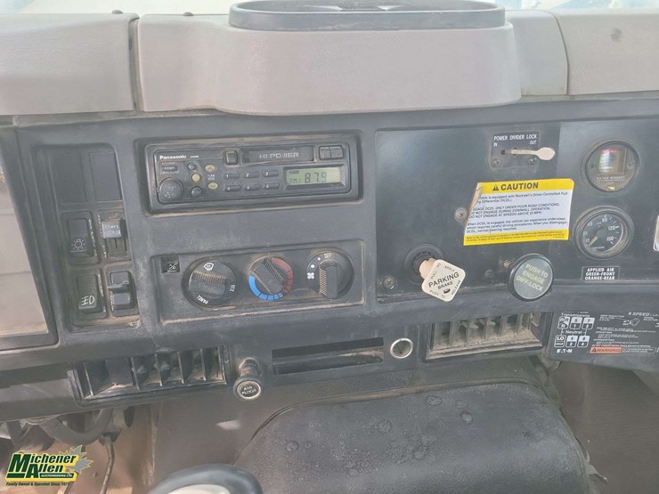 2000-international-4900-image-11