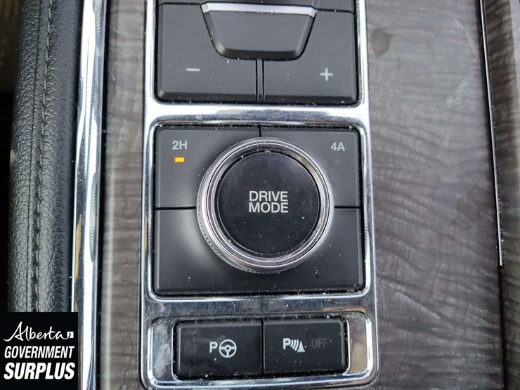 2021-ford-expedition-image-11