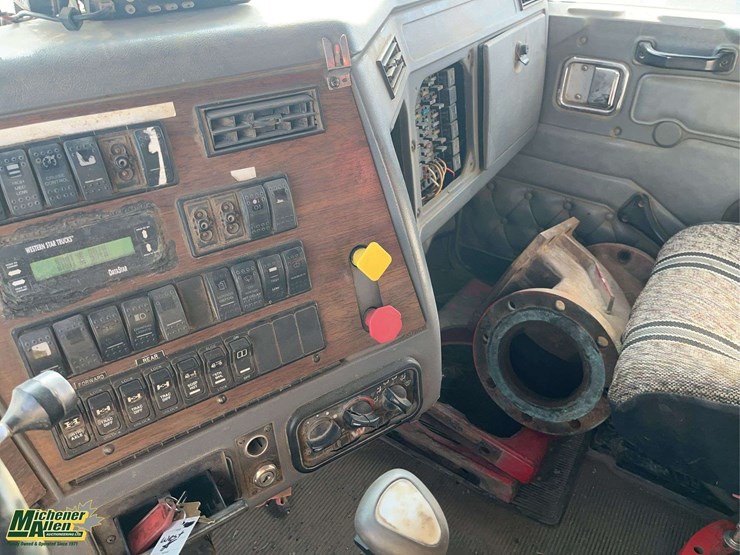 2003-western-star-4900-image-13