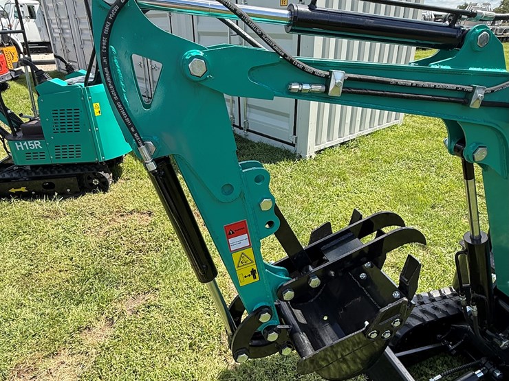 #611-•-2025-cfg-industrial-mh12rx-hydraulic-track-type-mini-excavator-image-12