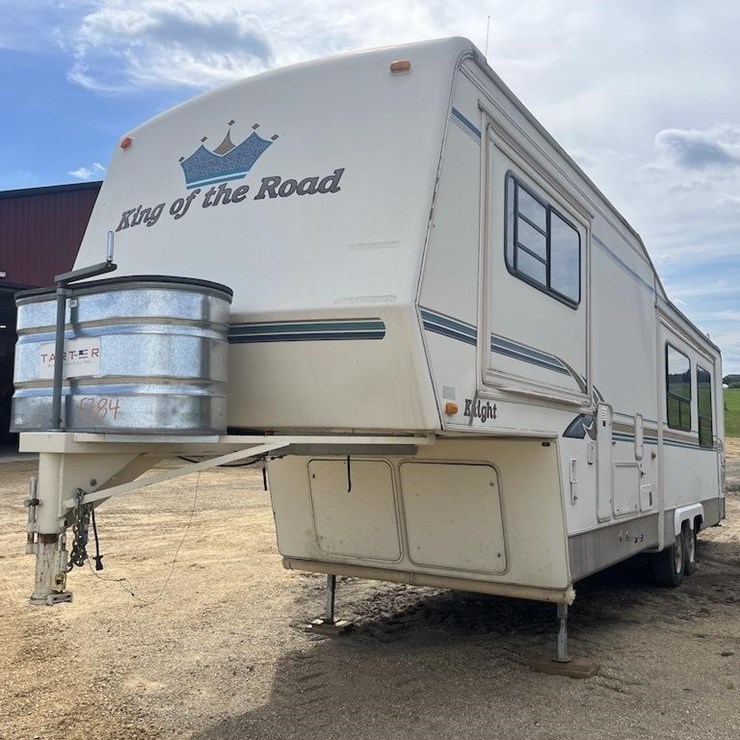 1995 King of the Road Knight Fifth Wheel Camper