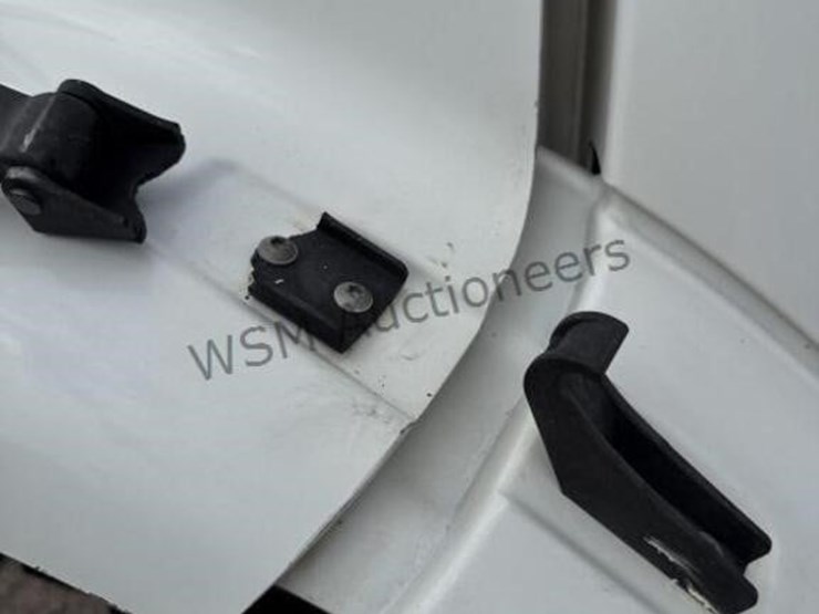 2012-freightliner-m2-digger-derrick-image-34