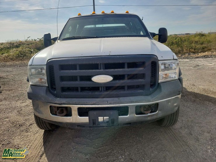 2006-ford-f550-image-2