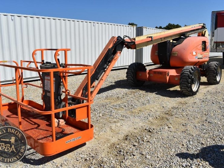 2013-jlg-600aj-image-17