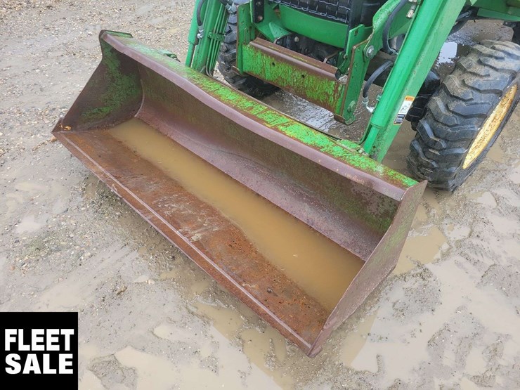 2000-john-deere-4400-image-11