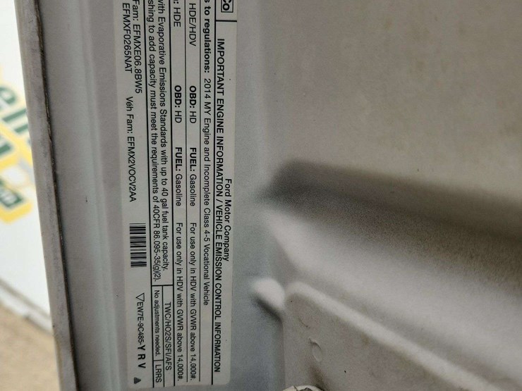 2014-ford-f550-image-39
