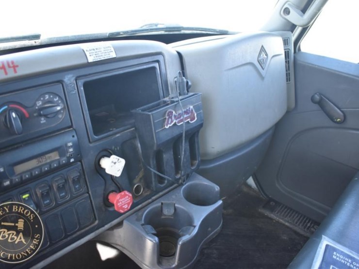 2012-international-durastar-4300-image-75