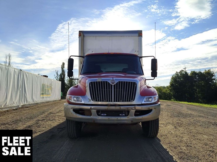2008-international-durastar-4300-image-18