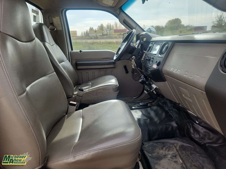 2008-ford-f550-image-17
