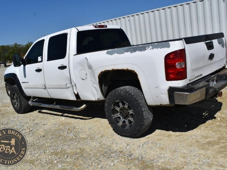 2007-chevrolet-silverado-2500hd-image-25