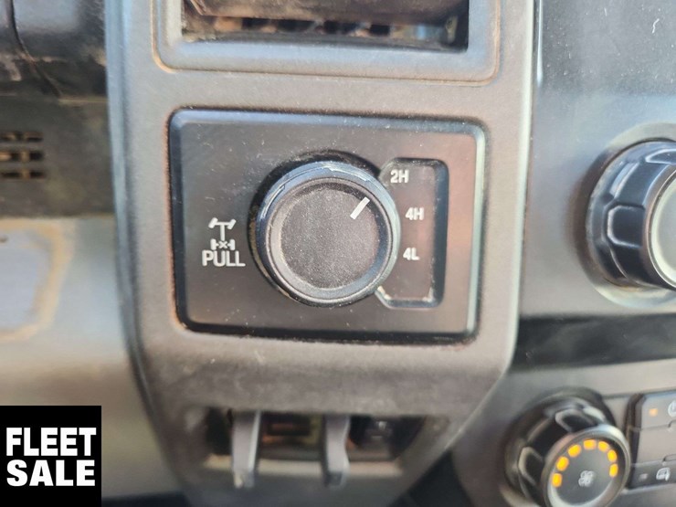 2020-ford-f350-image-11