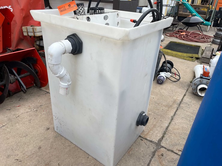 #3112-•-sump-tank-with-parts-(o3)-image-4