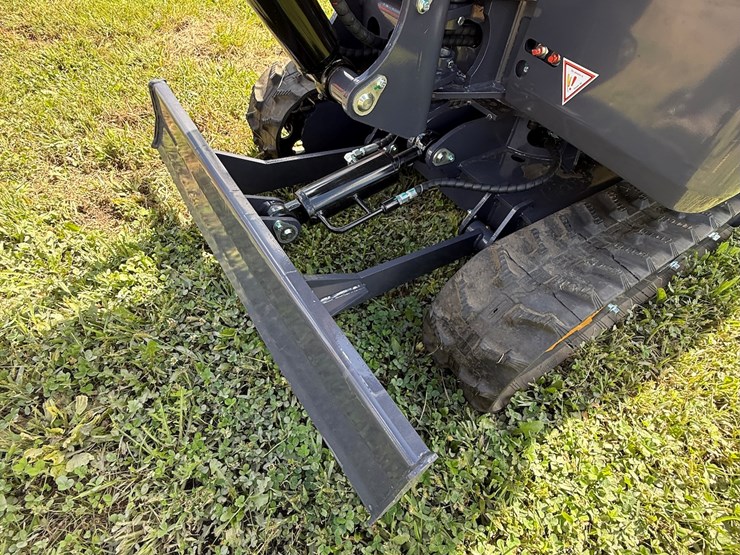 #605-•-2025-cfg-industrial-mx20r-hydraulic-track-type-mini-excavator-image-15