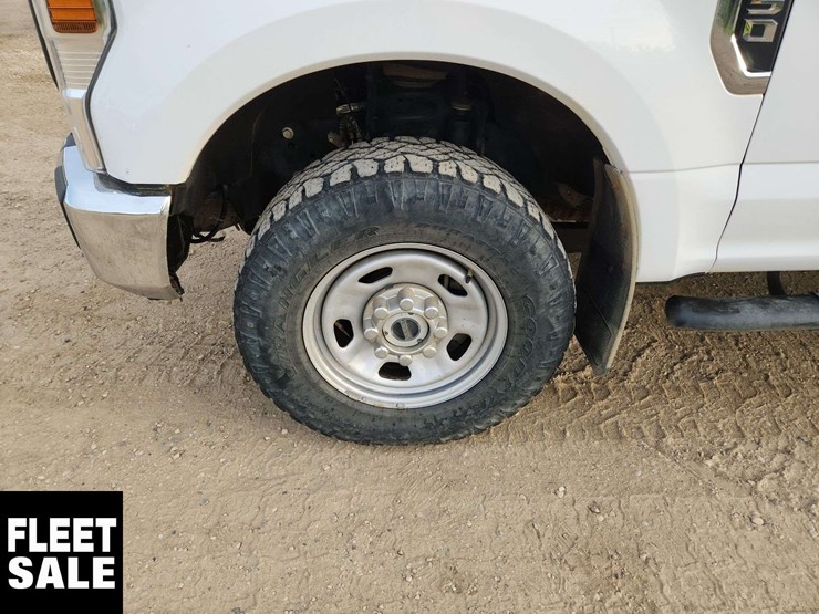 2020-ford-f350-image-29