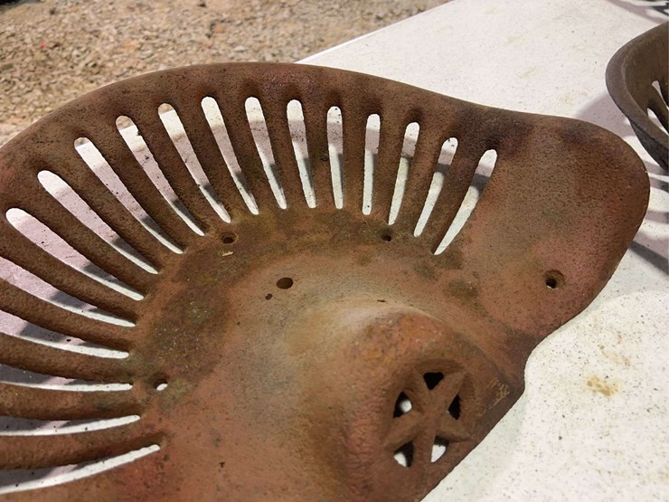 (3)-cast-iron-seats-image-4