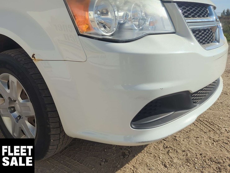 2012-dodge-grand-caravan-se-image-37