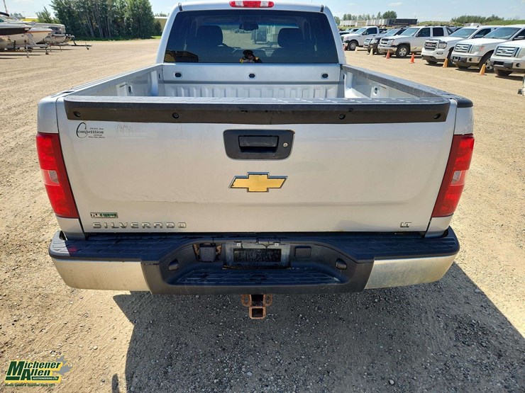 2011-chevrolet-silverado-1500-lt-image-21