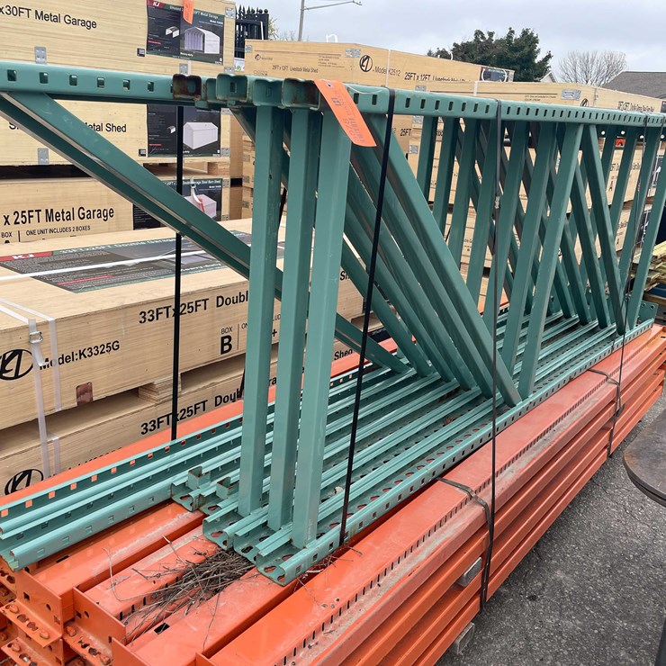 #3078 • Teardrop Pallet Racking (O9)