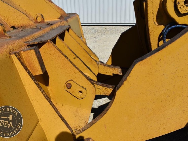 2014-caterpillar-982m-image-28