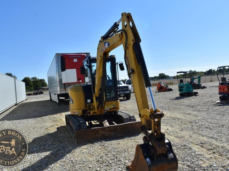 2013-caterpillar-305.5d-cr-image-48