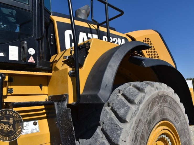 2016-caterpillar-982m-image-63