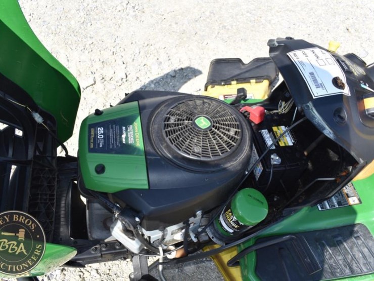 john-deere-e180-image-9