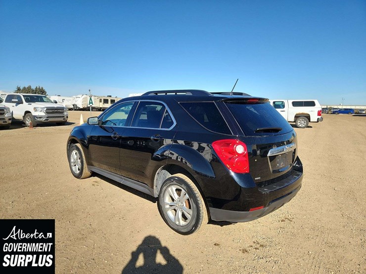2015-chevrolet-equinox-lt-image-3