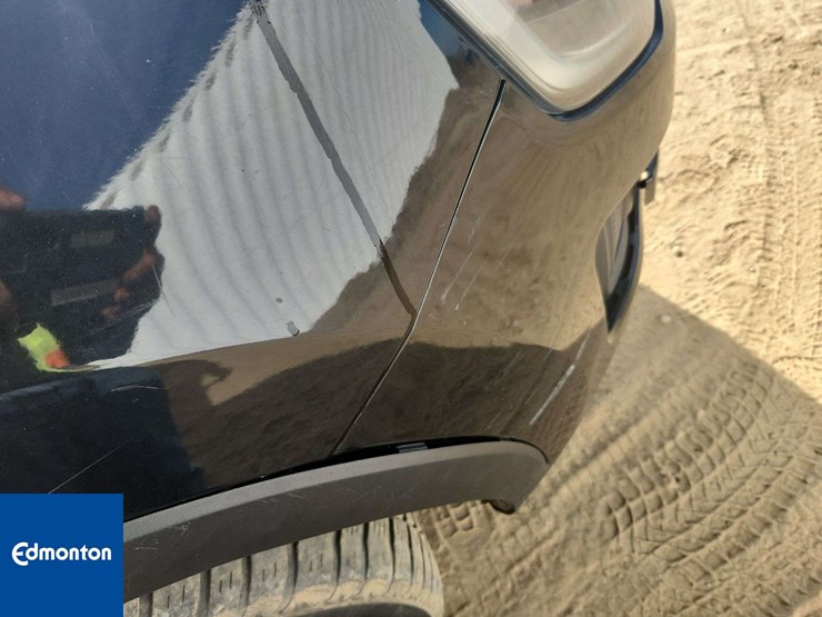 2016-ford-explorer-image-33