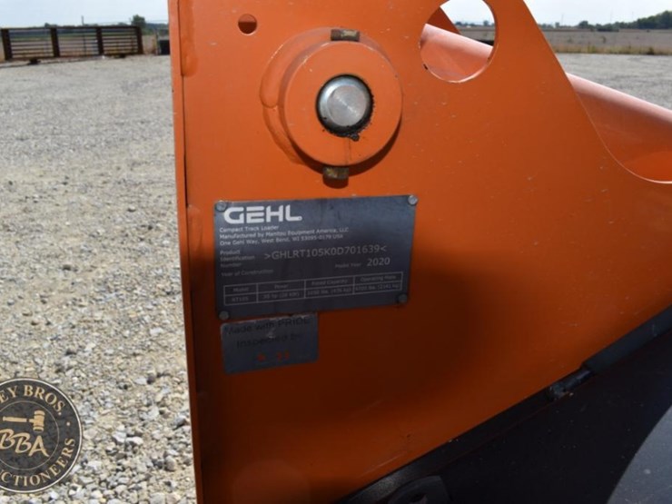 2020-gehl-rt105-image-11