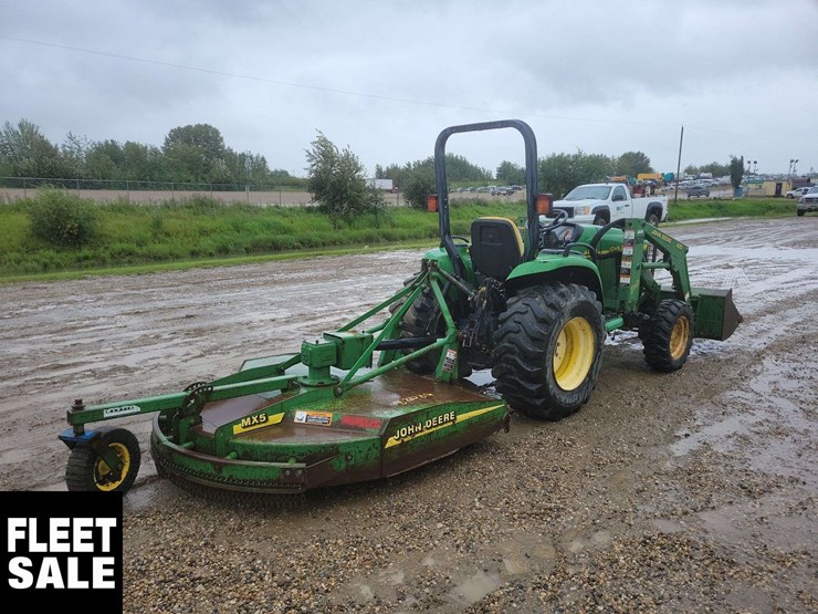 2000-john-deere-4400-image-4