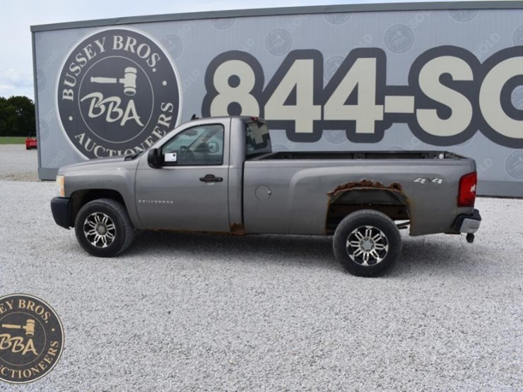 2009-chevrolet-silverado-1500-image-5