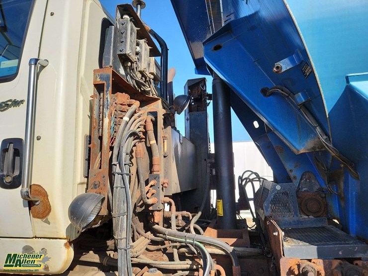 2012-international-workstar-7600-image-41