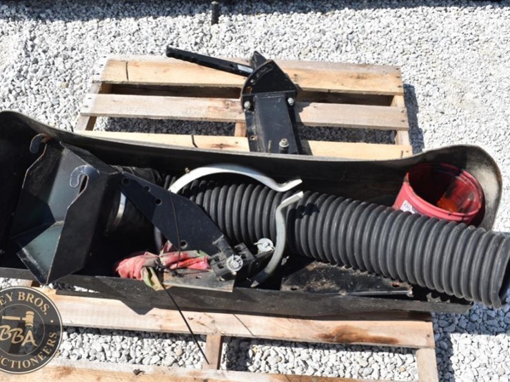 unverferth-6in-x-16ft-belt-conveyor-37961-image-2