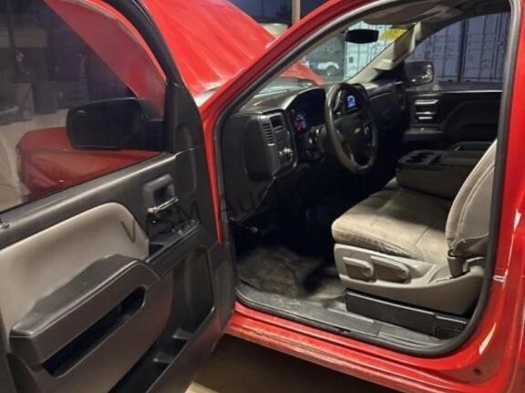 2014-chevrolet-silverado-1500-image-25