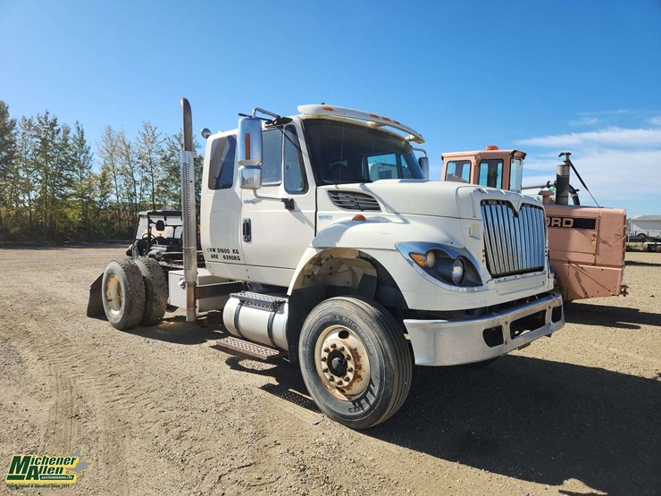 2011-international-workstar-7500-image-2