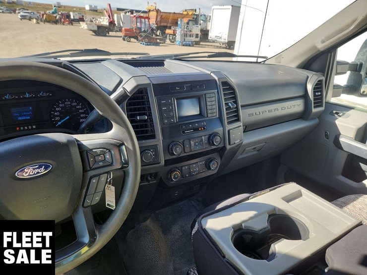 2020-ford-f350-image-15