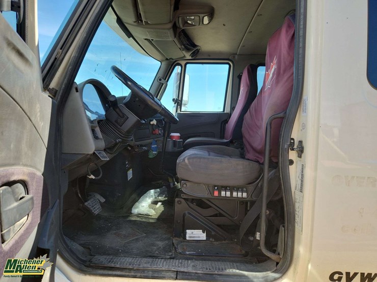 2011-international-workstar-7500-image-18