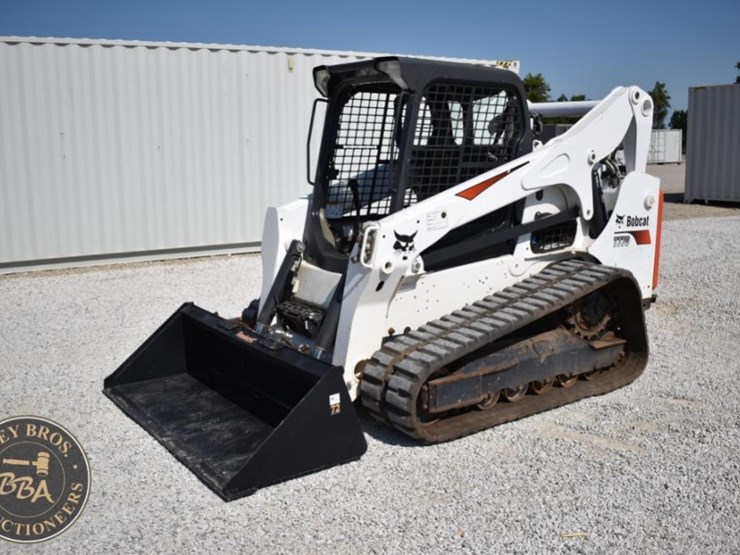 2019-bobcat-t770-image-2