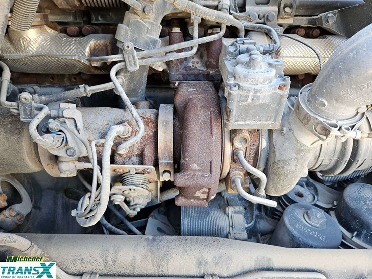 2019-peterbilt-579-image-41