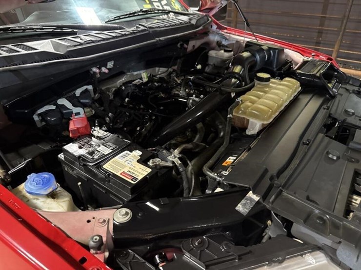 2019-ford-f150-image-13