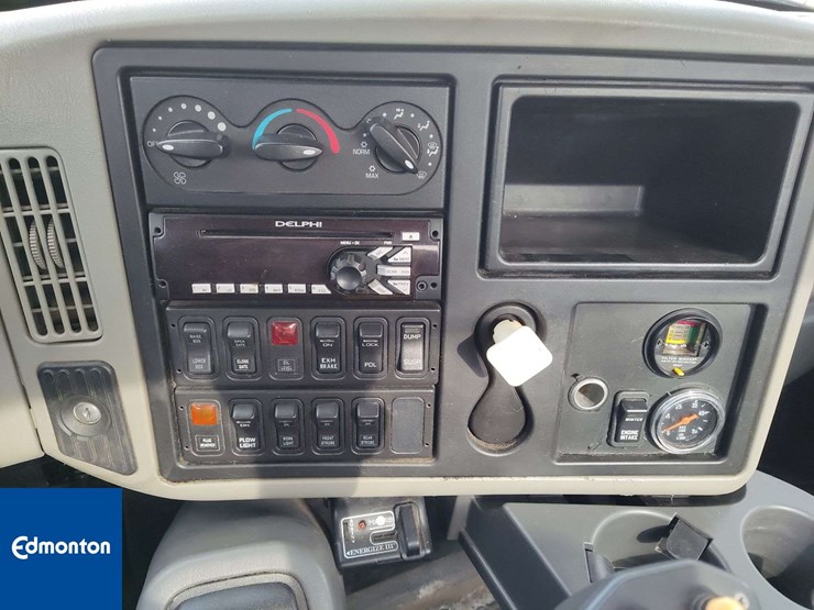 2014-international-workstar-7400-image-10