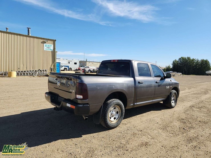 2015-ram-tradesman-image-3