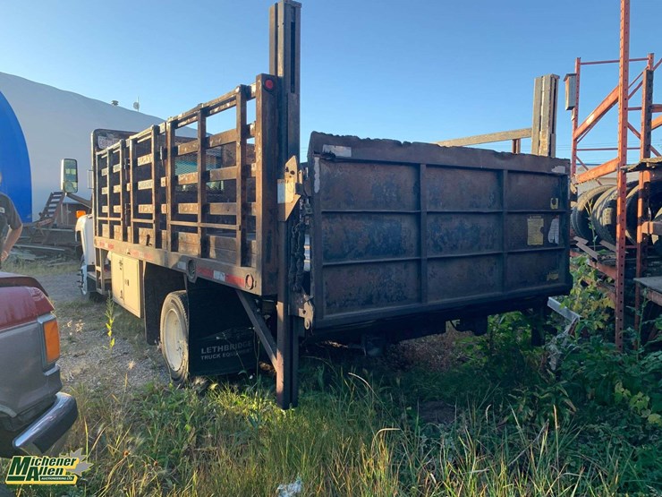 2007-gmc-topkick-c5500-image-3