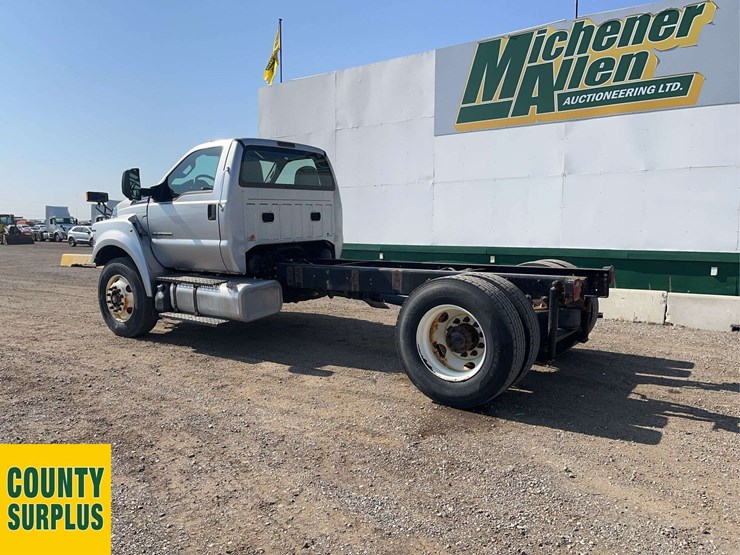 2017-ford-f750-image-3