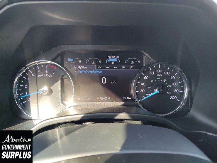 2021-ford-expedition-image-8