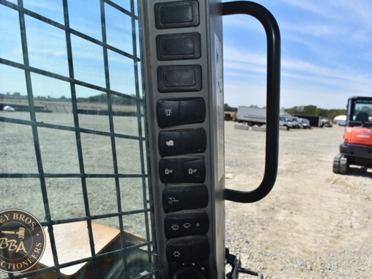 2021-case-tv370b-image-14