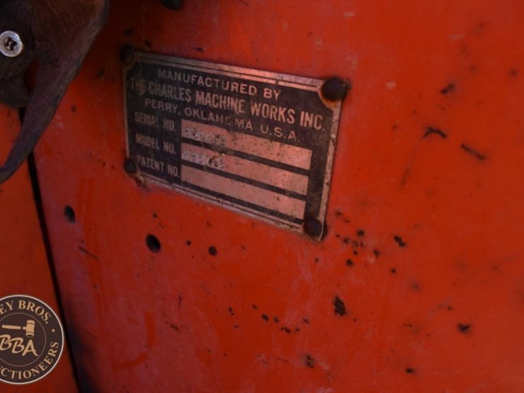 ditch-witch-r65-image-38