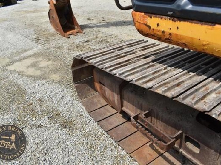 2018-deere-210g-lc-image-57