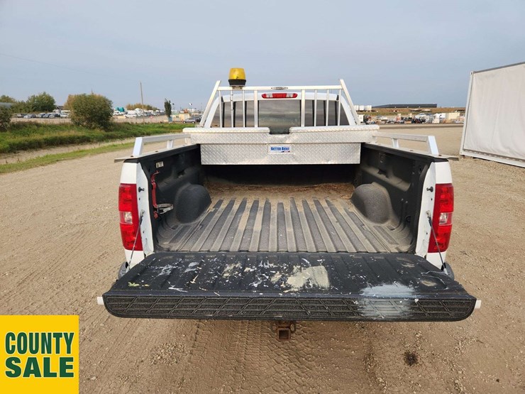 2013-chevrolet-silverado-1500-image-31